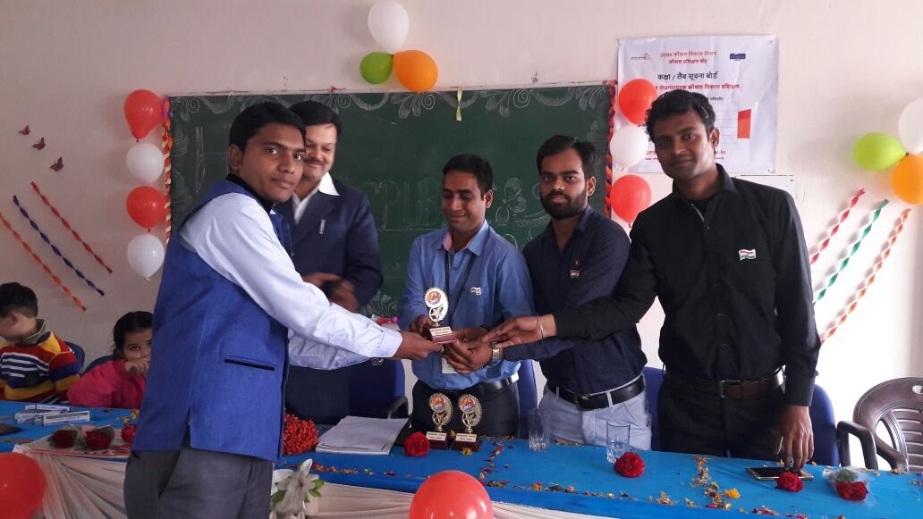 कौशल विकास के साथ जनक हेल्थ केयर सेंटर पर गणतंत्र दिवस मनाने के मौके पर पत्रकार सूरज कुमार को किया गया सम्मानित | New India Times