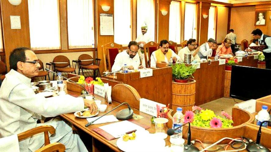 शिवराज सरकार ने पेट्रोल-डीजल पर 50 पैसे प्रति लीटर सेस के प्रस्ताव को दी मंजूरी | New India Times