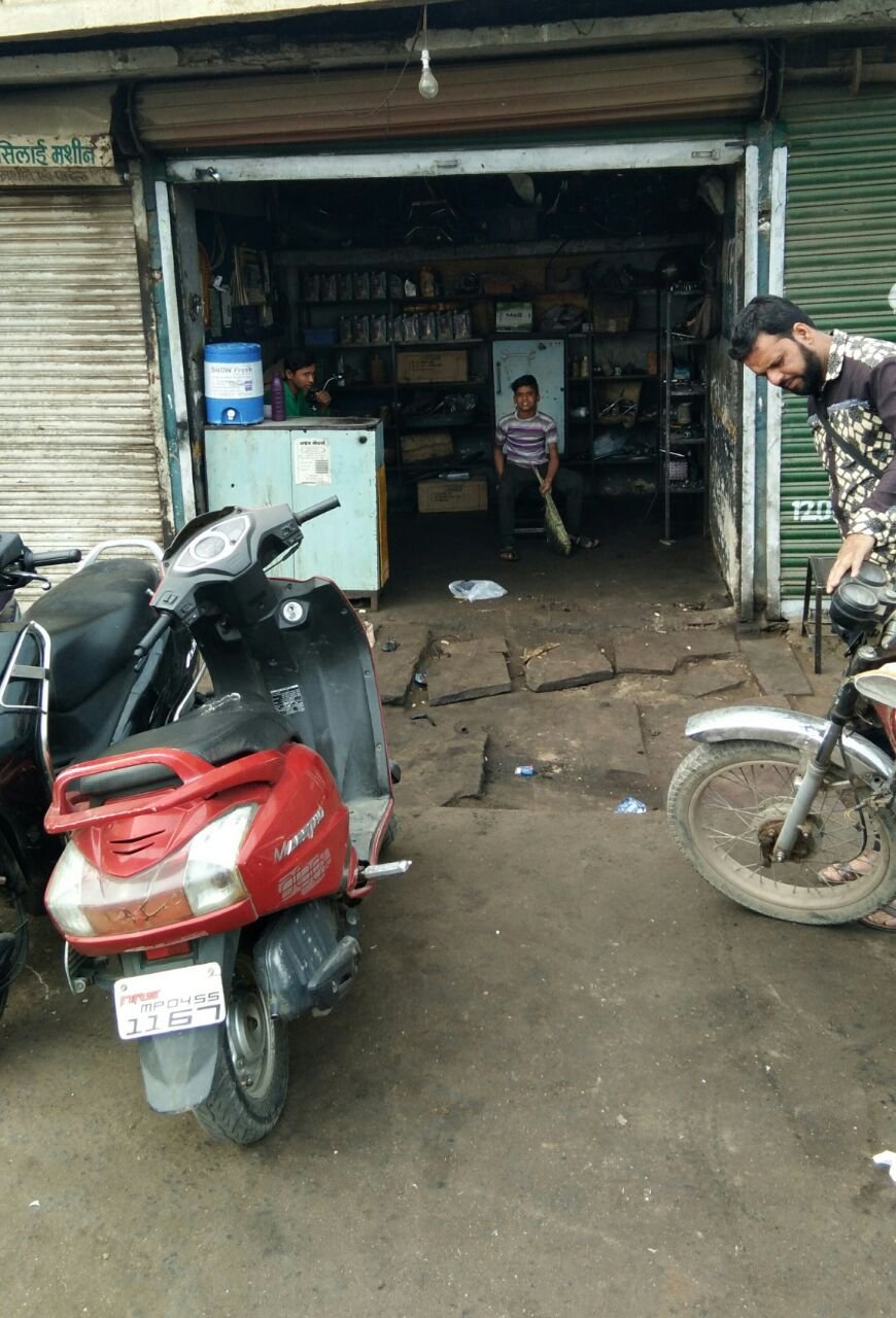 मध्यप्रदेश में नहीं रूक रही है बाल मजदूरी, सरकारी योजनाओं पर फिरता नजर आ रहा है पानी | New India Times