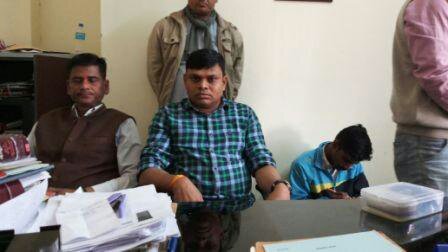 माइनिंग इंस्पेक्टर 50 हजार रुपये रिश्वत लेते रंगे हाथों गिरफ्तार | New India Times