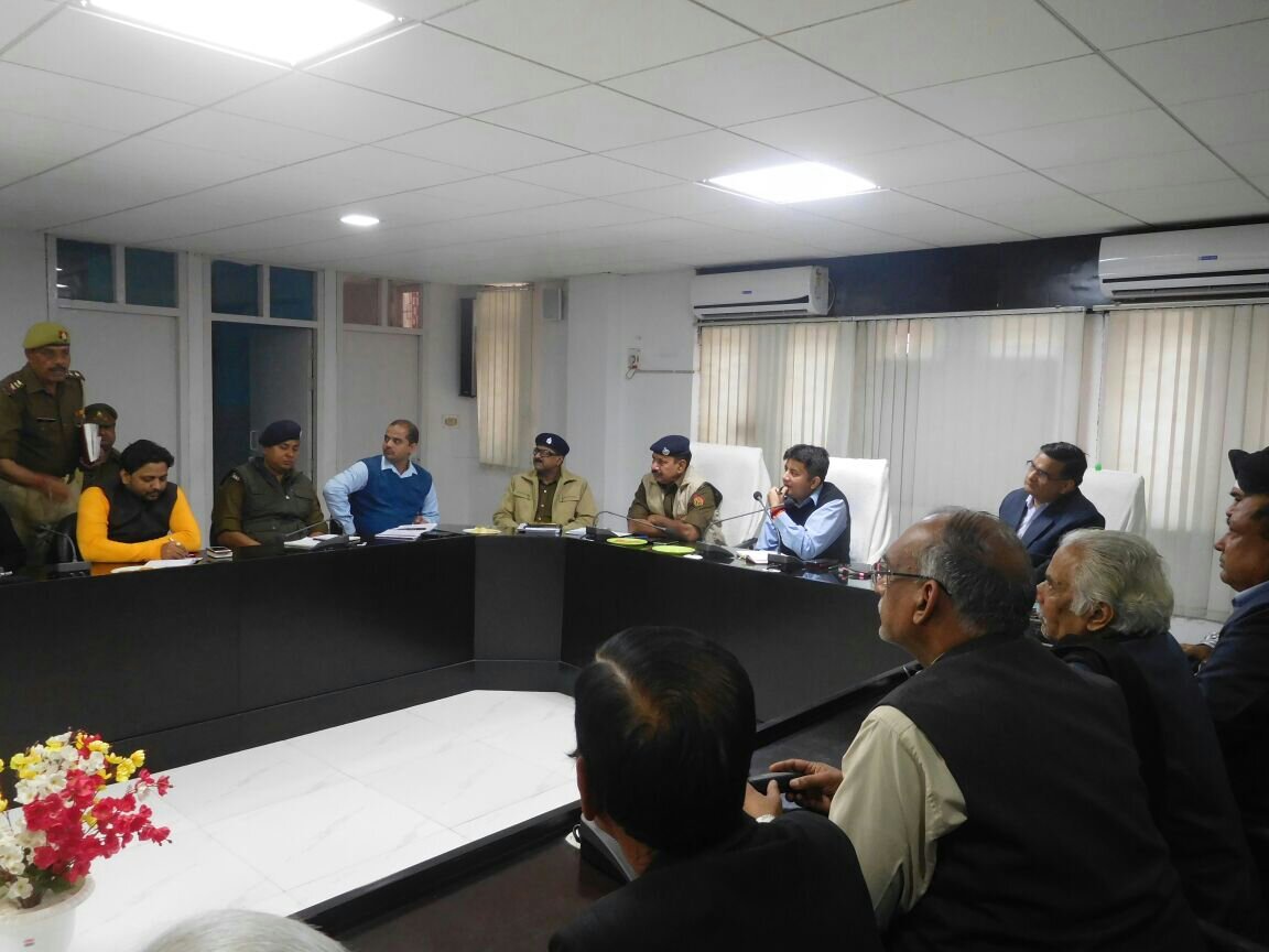 सुरक्षा व्यवस्था व अतिक्रमण को लेकर कलेक्टर ने व्यापारियों के साथ की बैठक, तत्काल अतिक्रमण हटाने का दिया निर्देश | New India Times