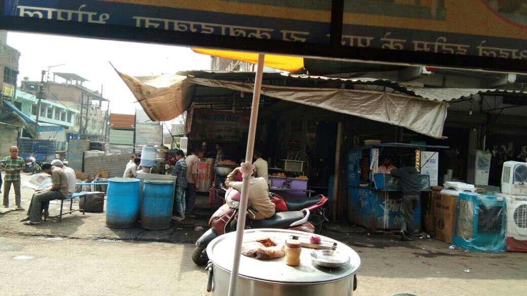 मध्यप्रदेश में नहीं रूक रही है बाल मजदूरी, सरकारी योजनाओं पर फिरता नजर आ रहा है पानी | New India Times