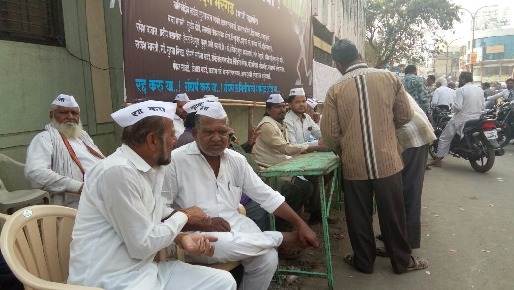 टैक्स विरोधी दस्तखत आंदोलन में करीब एक लाख नागरिकों ने किये दस्तखत, करीब एक हजार फिट फ्लेक्स पर किए गए दस्तखत 2 टैक्स विरोधी दस्तखत आंदोलन में करीब एक लाख नागरिकों ने किये दस्तखत, करीब एक हजार फिट फ्लेक्स पर किए गए दस्तखत | New India Times