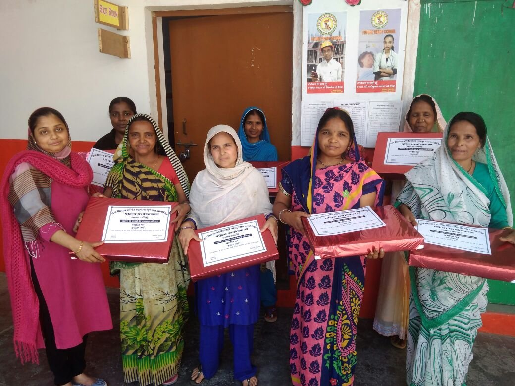 महिलाओं को सम्मानित कर मनाया गया अंतर्राष्ट्रीय महिला दिवस | New India Times