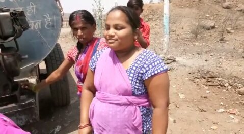 मामा के राज्य में पीने के पानी के लिए भटक रही हैं भांजियां | New India Times