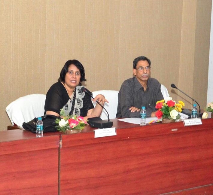 वोटर लिस्ट सुधारने के विशेष अभियान में पौने सात लाख अपात्र नाम चिन्हित, भी कलेक्टर वोटर लिस्ट को शुद्ध एवं पारदर्शी बनवायें: श्रीमती सलीना सिंह  | New India Times