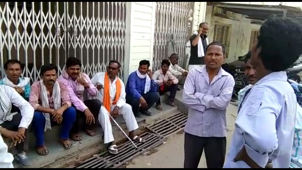 आम जनता की सुविधा के लिए डबरा शहर में 11 करोड़ की लागत से शुरू की गई नल जल योजना हुई पूरी तरह से फ्लॉप, शहर के नागरिक साफ-सफाई व पानी की समस्या से हैं त्रस्त | New India Times