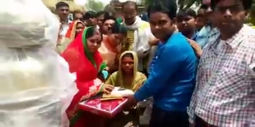 नवजीवन सहायतार्थ संगठन ने गरीब बेटी की शादी में मदद कर कायम की इंसानियत की मिसाल | New India Times