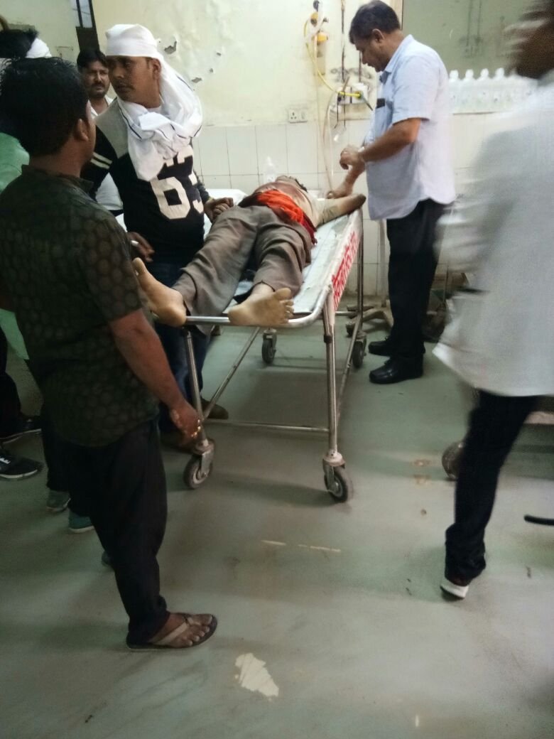 लूट व हत्या से दहला इलाहाबाद: सराफा व्यवसायी को गोली मार कर लुटेरे लाखों के जेवरात लेकर फरार | New India Times