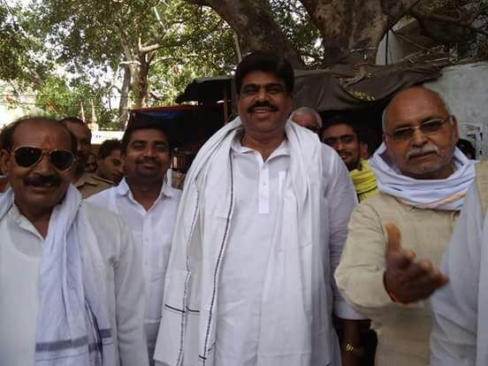 पूर्व सांसद फूलपुर कपिल मुनि करवरिया व पूर्व एमएलसी सूरजभान करवरिया के सहयोगी तीरथ यादव के पर जानलेवा हमला | New India Times