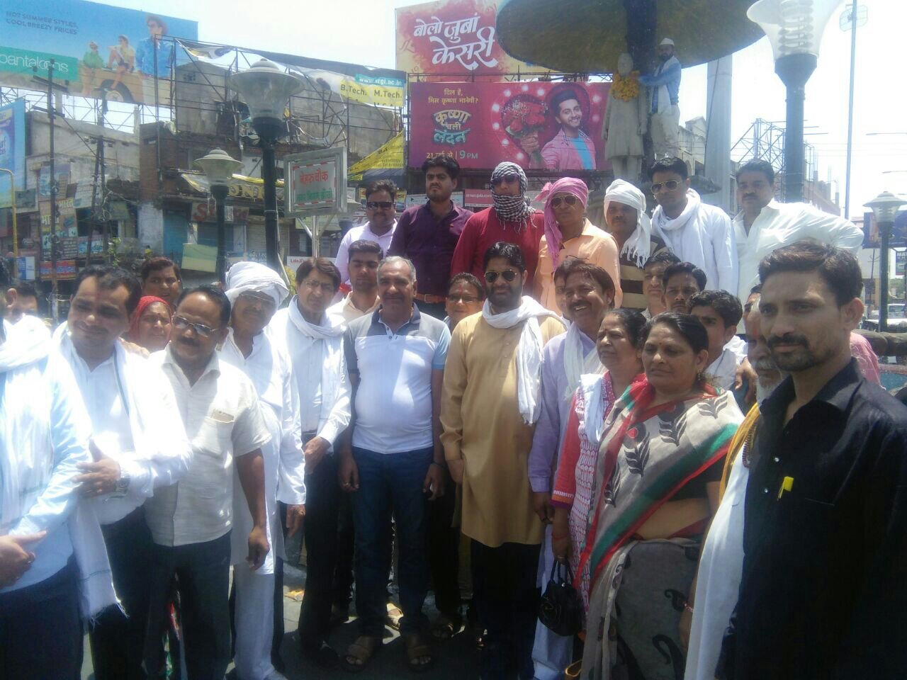 आधुनिक भारत के निर्माता पंडित जवाहर लाल नेहरू को उनके पुण्यतिथी पर किया गया याद | New India Times