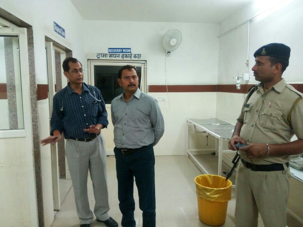 कलेक्टर आशीष कुमार गुप्ता ने किया जिला चिकित्सालय का औचिक निरीक्षण | New India Times