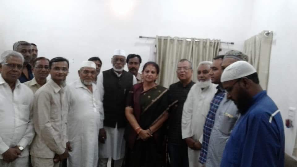 मोमिन जमाअत बुरहानपुर के प्रतिनिधि मंडल ने महिला एवं बाल विकास मंत्री श्रीमती अर्चना चिटनिस दीदी का माना आभार | New India Times