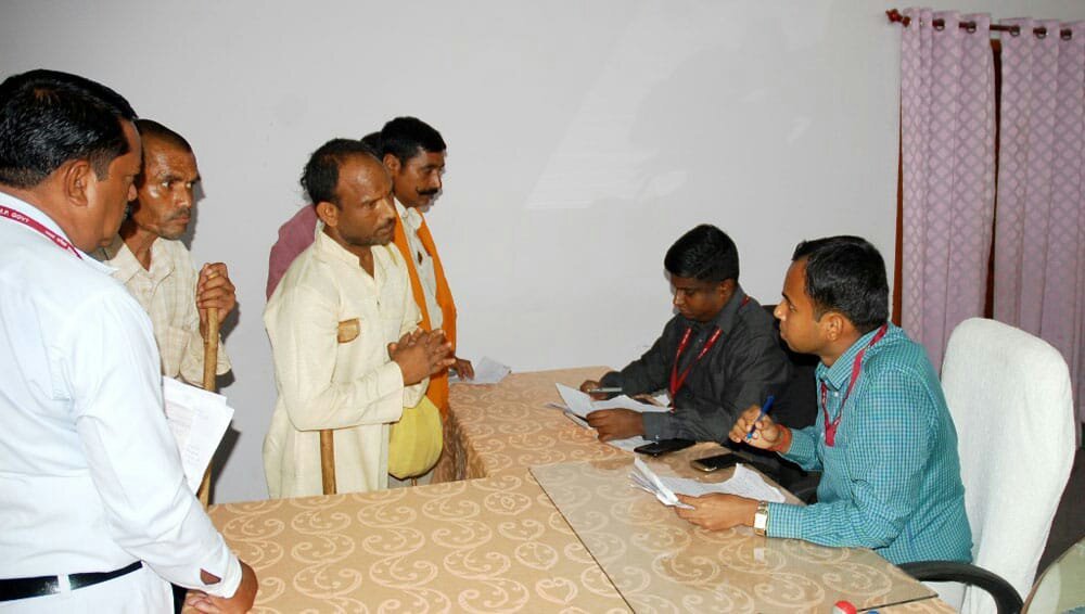 जनसुनवाई में जिले भर से आये 225 आवेदकों की समस्याओं को सुनकर निराकरण के लिये संबंधित विभाग के अधिकारियों को कलेक्टर ने दिए दिशा-निर्देश  | New India Times