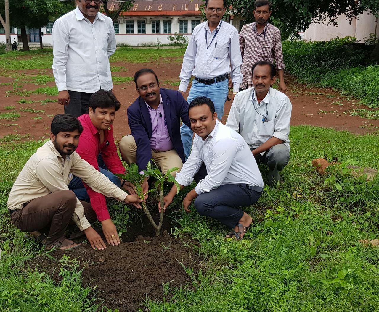 वसंतराव नाईक सरकारी वैद्यकीय महाविद्यालय यवतमाल में किया गया पौधारोपण | New India Times