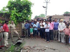 इश्क लडाना एक लडकी को पडा मंहगा, बाप ने जान से मार कर किया पुलिस थाने में आत्मसमर्पण | New India Times