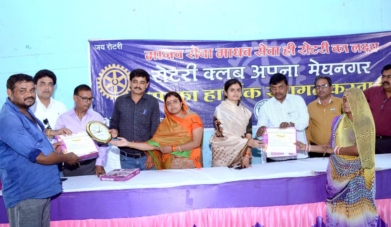 थांदला में स्वच्छता का संदेश देकर मनाई गांधी जयंती | New India Times