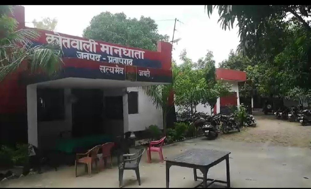 बदमाशों का आतंक: शाम को रास्ता चलना हो रहा है दूभर | New India Times