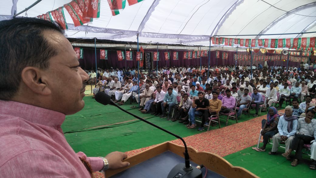 डॉ आर ए उस्मानी पूर्व राज्यमंत्री/विधायक/राष्ट्रीय प्रवक्ता/प्रभारी 144 मोहम्मदी विधानसभा ने आयोजित किया कार्यकर्ता सम्मेलन | New India Times