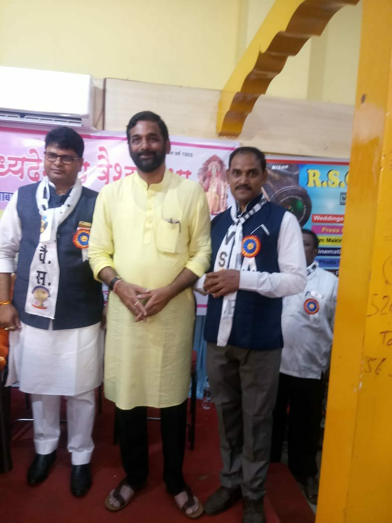 महाराष्ट्र के थाना शहर में बड़े धूम धाम से मनाया गया बाबा गणिनाथ पूजनोत्सव कलश यात्रा | New India Times