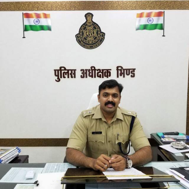 भिंड एसपी रूडोल्फ अल्वारेस के धरपकड़ अभियान से बदमाशों में मचा हड़कम्प 2 भिंड एसपी रूडोल्फ अल्वारेस के धरपकड़ अभियान से बदमाशों में मचा हड़कम्प | New India Times