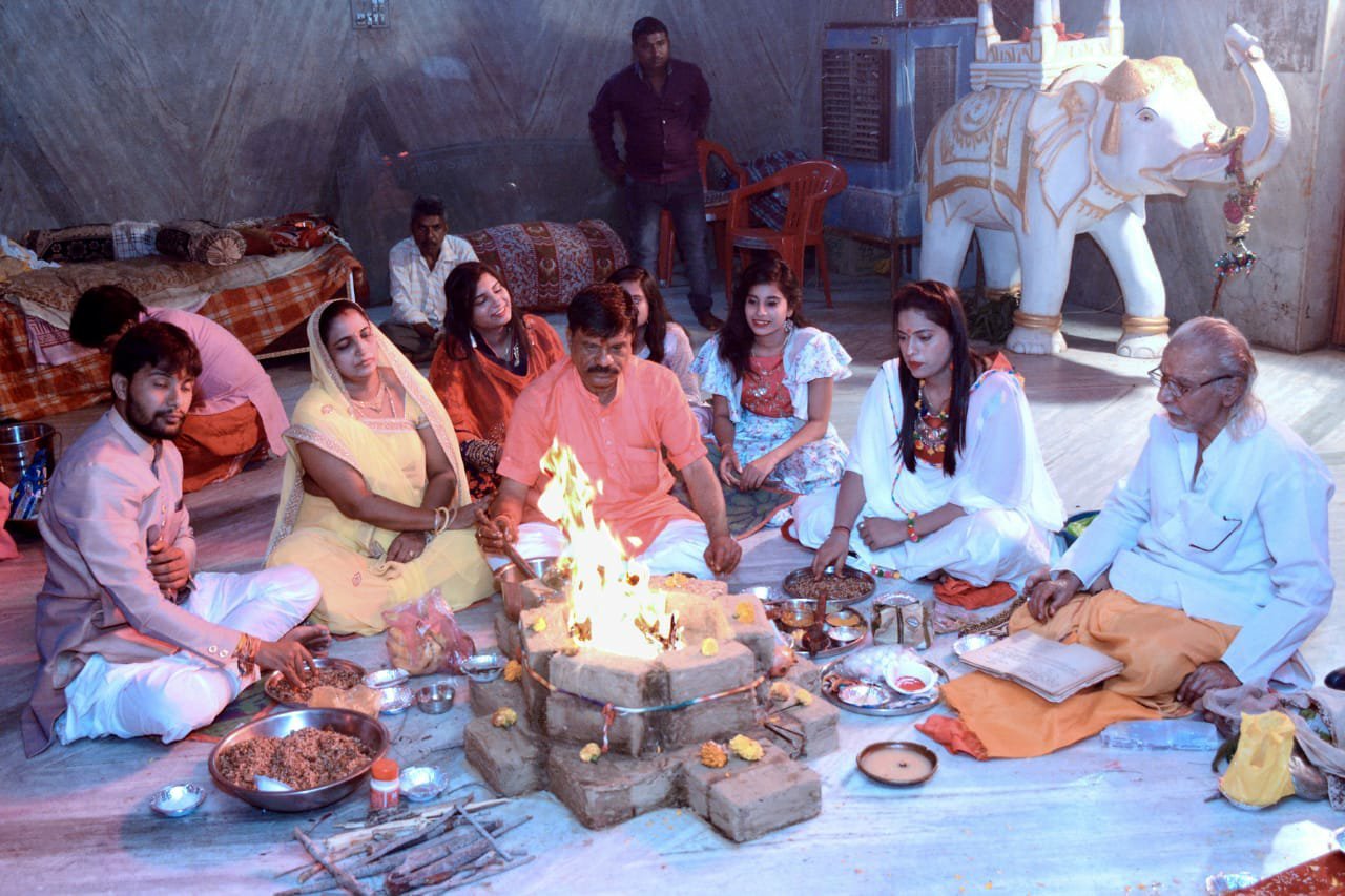 श्रद्धा-भक्ति के साथ संपन्न हुआ नवरात्रि पर्व 63 हजार से भी अधिक श्रद्धालु मां के दरबार में पहुंचे | New India Times