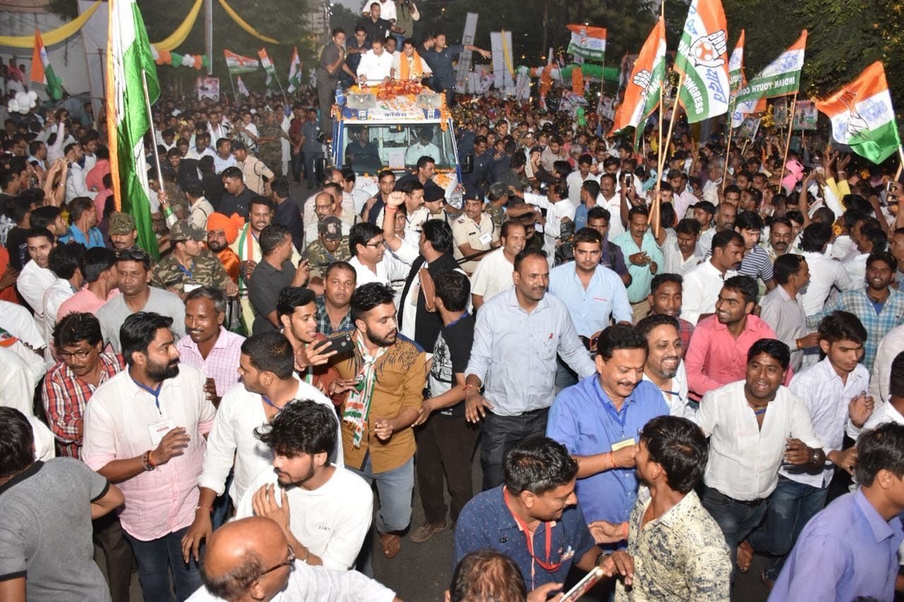 राहुल गांधी का ग्वालियर में हुआ भव्य स्वागत, अपार भीड़ देख सिंधिया हुए गद-गद | New India Times