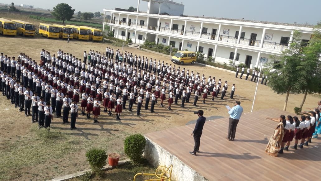 अर्वाचीन इंडिया में नौनिहालों ने ली एकता की शपथ | New India Times