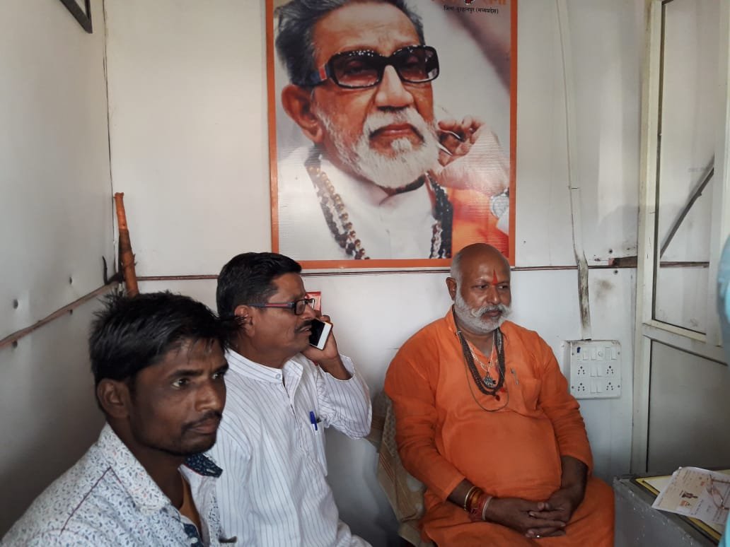 शिवसेना की ताक़त में इज़ाफ़ा: भाजपा के कद्दावर नेता ने ली शिवसेना की सदस्यता, नेपानगर से लडेंगे चुनाव | New India Times