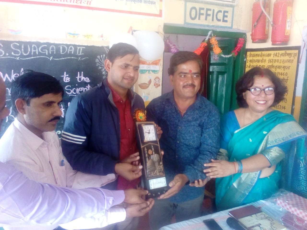 बचपन संवारो फाउंडेशन ने युवा वैज्ञानिक मुनीर खान को किया सम्मानित | New India Times