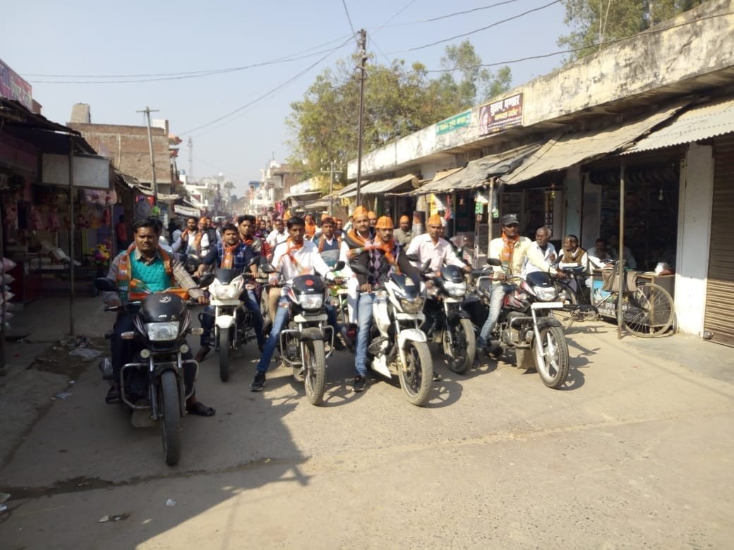 वाह रे सरकार का अनुशासन, वाह रे एसपी लखीमपुर, निर्दोष इस्पेक्टर सहित ईमानदार चौकी इंचार्ज को किया लाइन हाजिर | New India Times