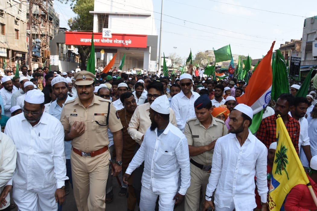 ईद मिलादुन्नबी के लिए सजा शहर, जुलूस-ए-मुहम्मदी में लहराया तिरंगा | New India Times