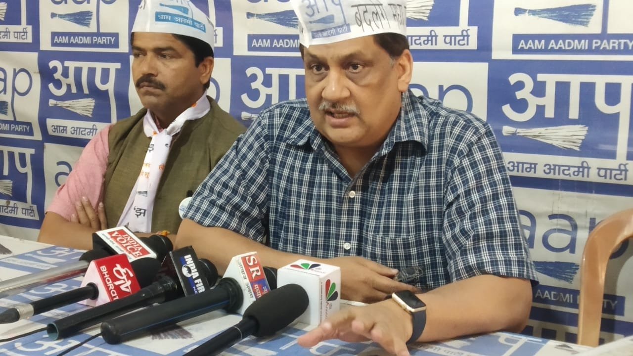 चुनाव में धांधली रोकने के लिए आम आदमी पार्टी ने लान्च किया फ्री-ऐप, ऐप बताएगा कहां बांटे जा रहे हैं शराब, साड़ी और पैसा, चुनाव आयोग को सौंपी जाएगी रिपोर्ट: अरविंद झा | New India Times