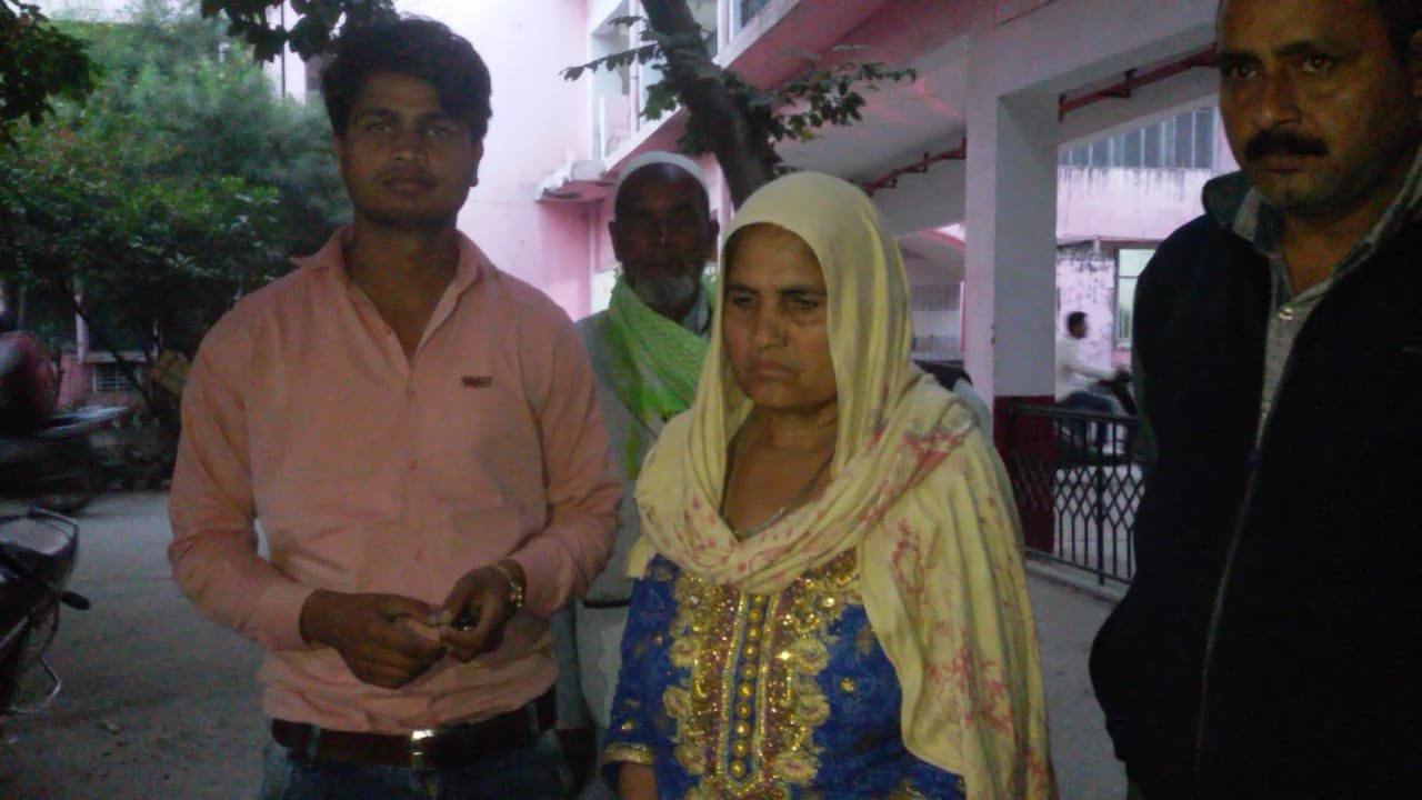 दबंगों ने किया बुजुर्ग महिला प्रधान पर जानलेवा हमला, पीड़िता अस्पताल में भर्ती | New India Times