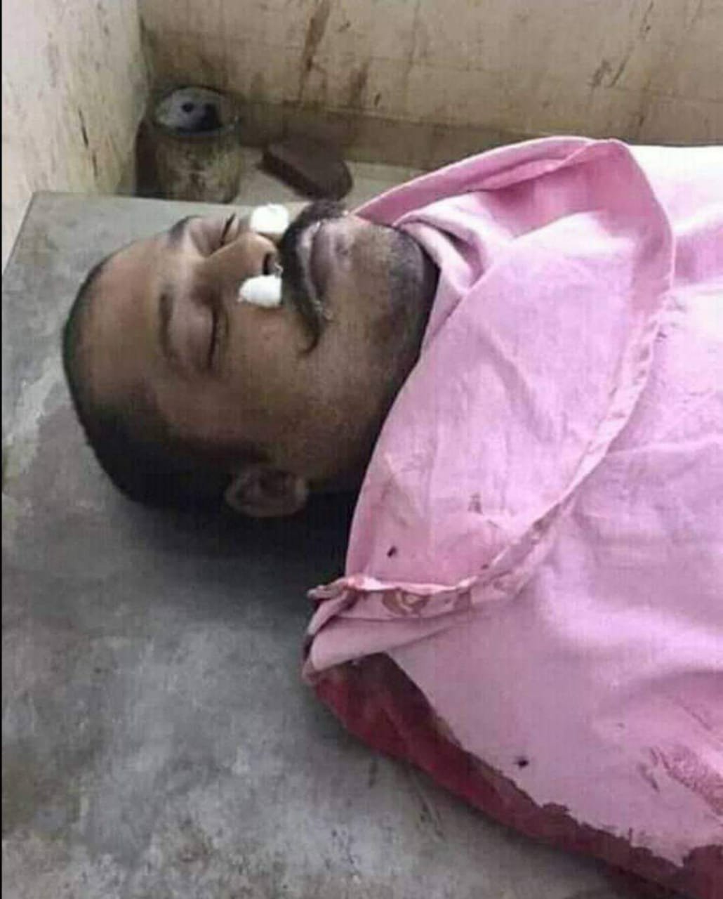 बर्थडे पार्टी में इलाहाबाद विश्वविद्यालय के इनामी छात्रनेता की गोली मारकर हत्या, पूरे युनिवर्सिटी कैंपस में मचा हड़कम्प, बडी़ संख्या में पुलिस बल तैनात 3 बर्थडे पार्टी में इलाहाबाद विश्वविद्यालय के इनामी छात्रनेता की गोली मारकर हत्या, पूरे युनिवर्सिटी कैंपस में मचा हड़कम्प, बडी़ संख्या में पुलिस बल तैनात | New India Times