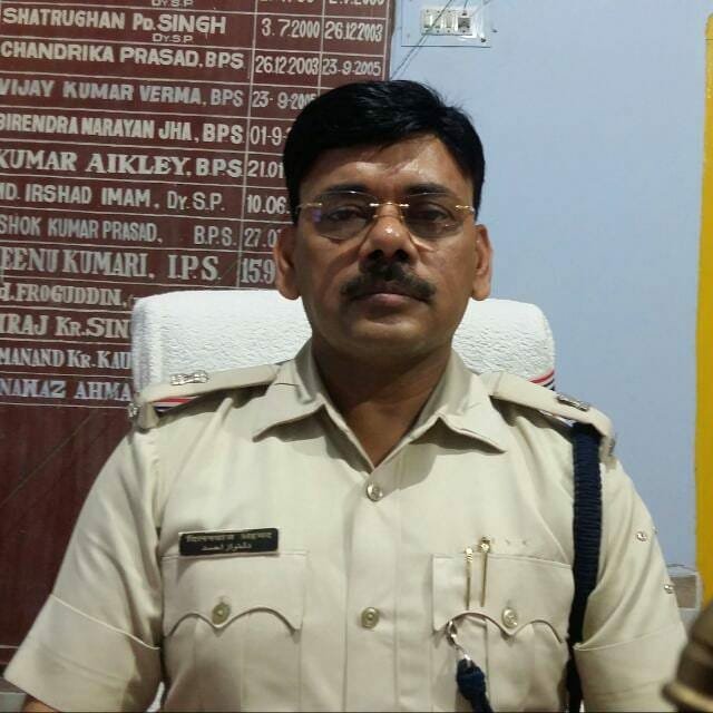 विशेष अभियान के तहत 52 ओवरलोड ट्रकों पर पुलिस ने की कार्रवाई | New India Times