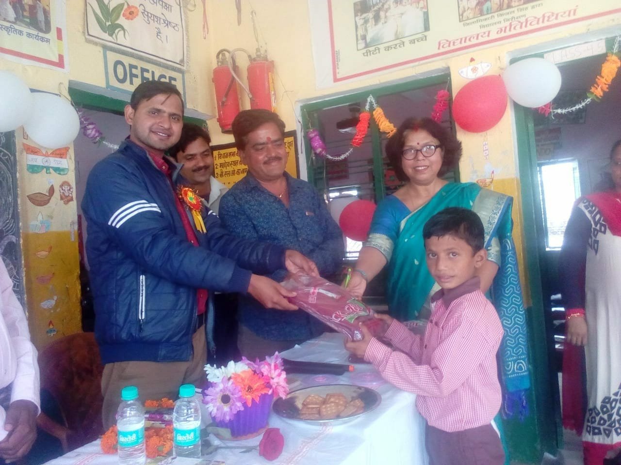 बचपन संवारो फाउंडेशन ने युवा वैज्ञानिक मुनीर खान को किया सम्मानित | New India Times