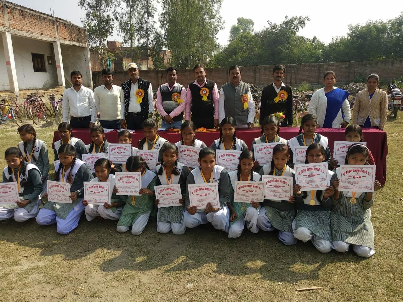 स्व.भारत भूषण अग्रवाल एवं स्व. सुशीला देवी अग्रवाल की स्मृति में हुआ खेलकूद प्रतियोगिता का आयोजन | New India Times