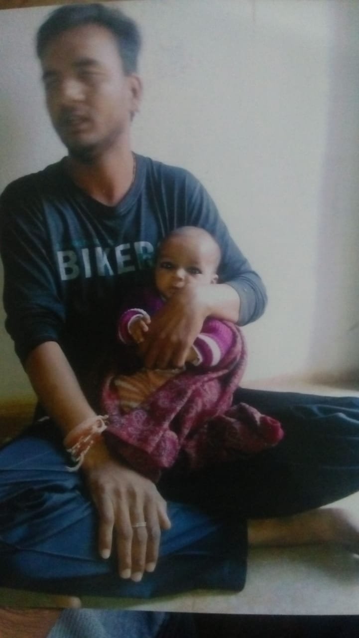 6 माह के बच्चे का शव कब्र से गायब होने की शिकायत पर आरोपियों को गिरफ्तार करने में पुलिस रही नाकाम, परिजनों ने पुलिस अधीक्षक से लगाई गुहार | New India Times