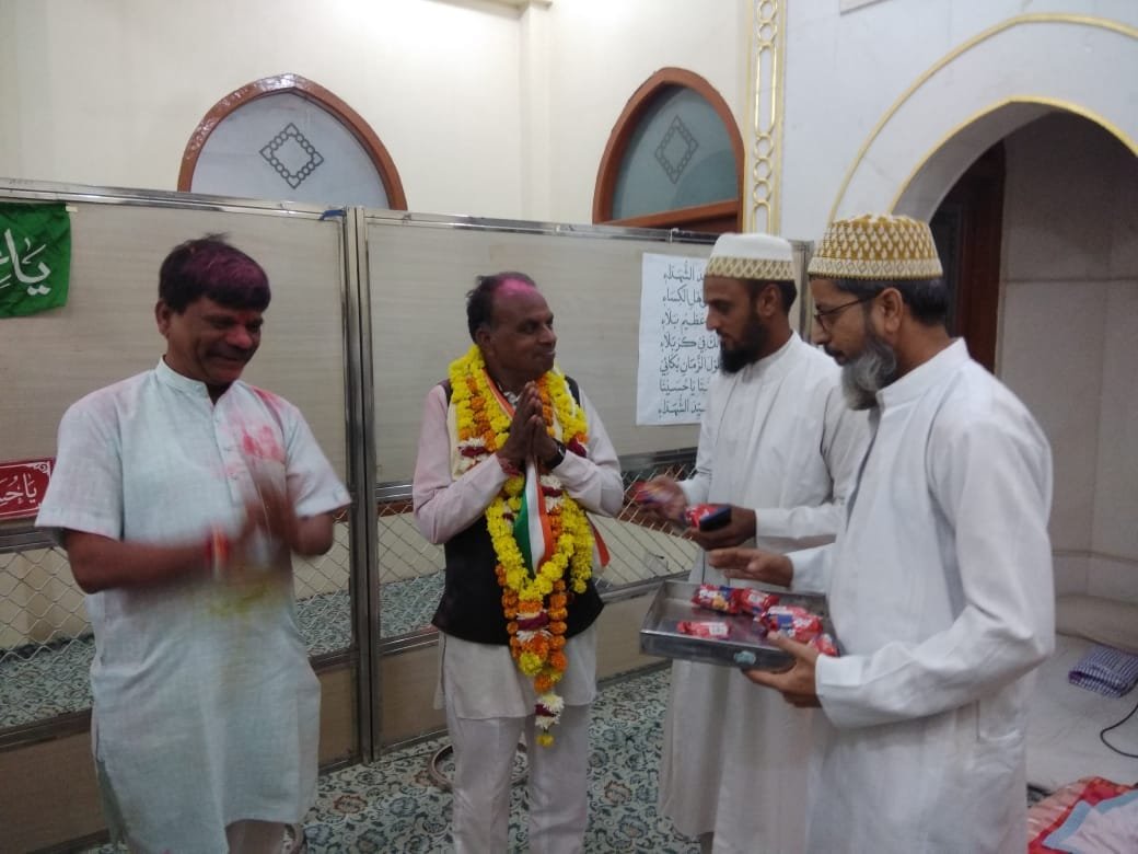 कांग्रेस के जीत का कांग्रेसियों ने मनाया जश्न, बोहरा समाज ने भी विजयी कांग्रेसी विधायक वीरसिंह भूरिया का किया स्वागत | New India Times