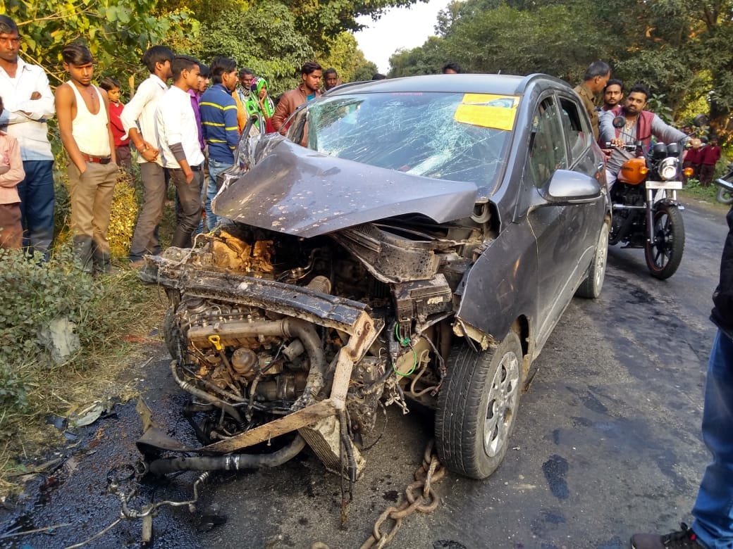 मैलानी भीरा रोड पर कार और छोटा हाथी टेंपो में हुई भीषण टक्कर, आठ जख्मी, दो की हालत गंभीर | New India Times