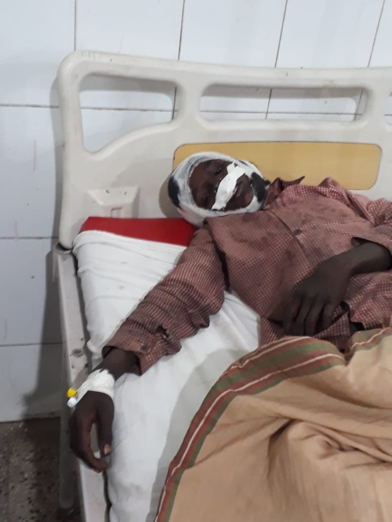 कक्षा चार की छात्रा पर तेंदुए ने किया हमला, बेटी को बचाने के लिए तेंदुए से भिड़ गया बच्ची का पिता | New India Times