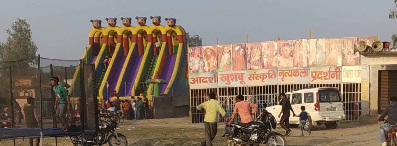 पुलिस व मेला कमेटी की मिलीभगत से बिना परमिशन के चल रही डांस पार्टी, पिछले वर्ष इसी मेले में डांस पार्टी में हुआ था विवाद, कई राउंड फायरिंग होने से मची थी भगदड़ | New India Times