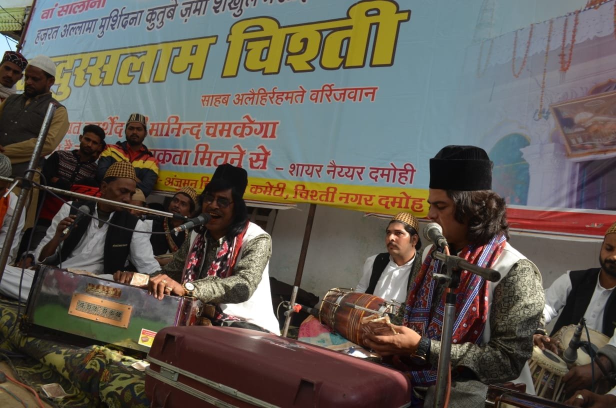 आस्था का केंद्र बना चिश्ती नगर, उर्स का हुआ समापन, ख्वाजा के दर पर लगा अकीदतमंदों का मेला देश में अमन, शांति और तरक्की के लिये की गई दुआ | New India Times