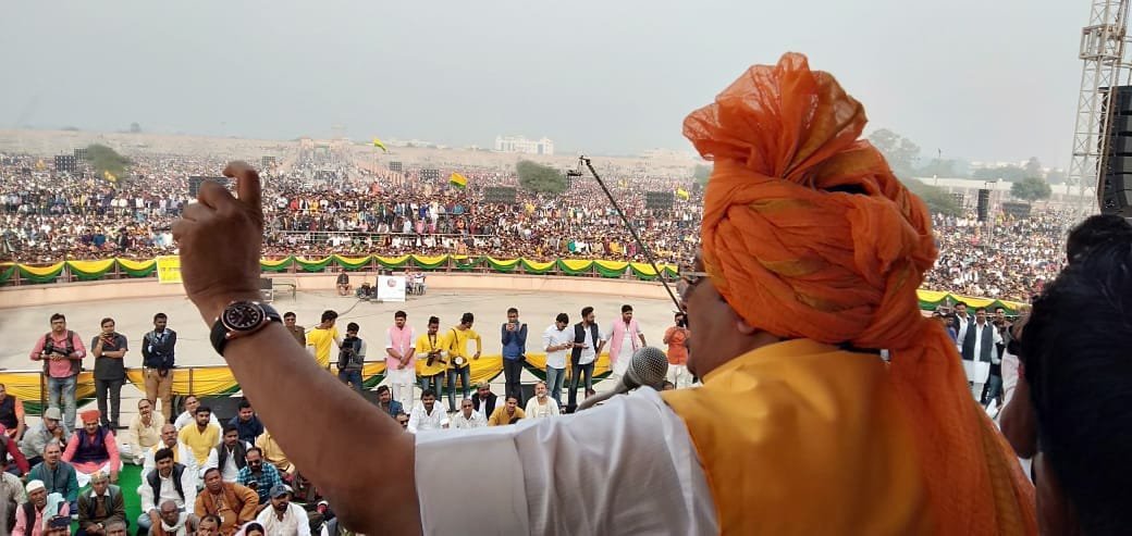 लखनऊ में राजा भैया ने किया नई पार्टी का शंखनाद: नौजवान, किसान, जवान और समाज के अन्य शोषित वर्गों के लिए पार्टी निर्णायक लड़ाई लड़ेगी: रघुराज प्रताप सिंह | New India Times