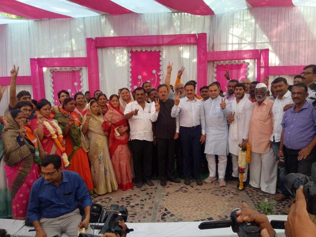 धुलिया मनपा पर बीजेपी का कब्जा, 74 में 50 सीटें जीत बीजेपी ने रचा इतिहास | New India Times