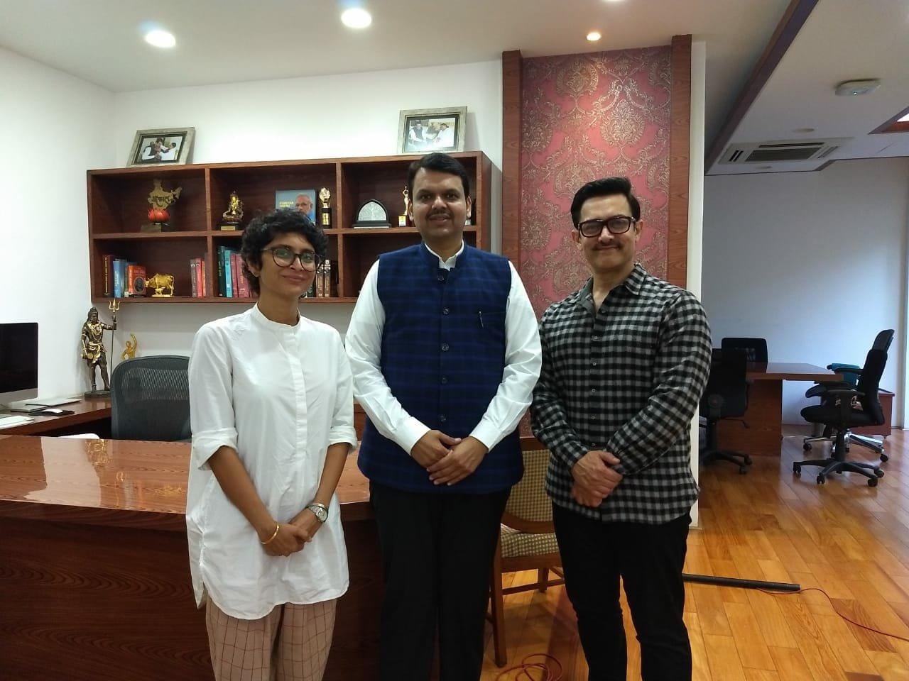 जलयुक्त शिवार अभियान में श्रमदान से सूखा मुक्ति की दिशा में बडे कदम उठाएं: मुख्यमंत्री देवेन्द्र फडणवीस, पानी फ़ाउंडेशन द्वारा ‘सत्यमेव जयते वॉटर कप 2019’ की हुई घोषणा | New India Times