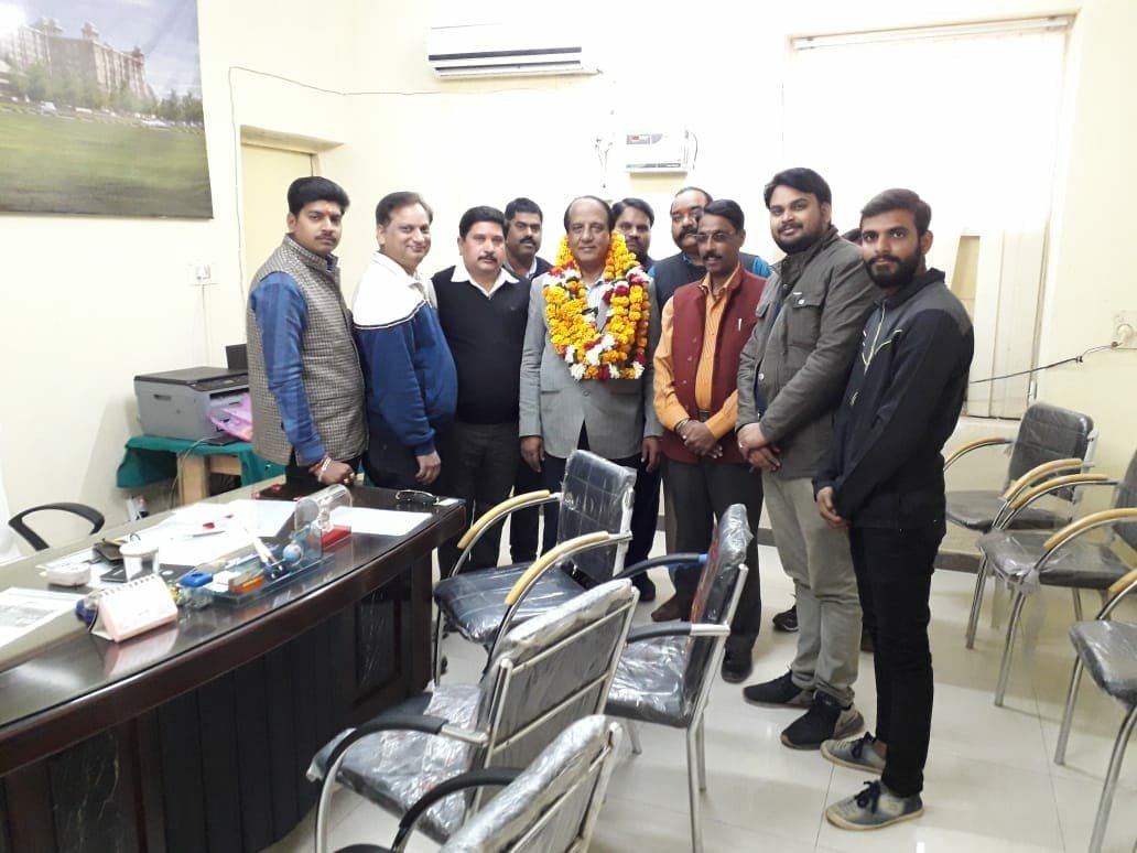 आप साथ दें हम अस्पताल की तस्वीर बदल देंगे: डॉ अशोक मिश्रा | New India Times