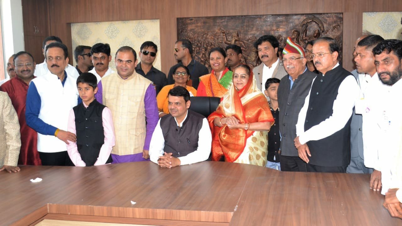 दोंडाईचा के विकास में कोई कमी नहीं रहेगी: मुख्यमंत्री देवेंद्र फडणवीस | New India Times