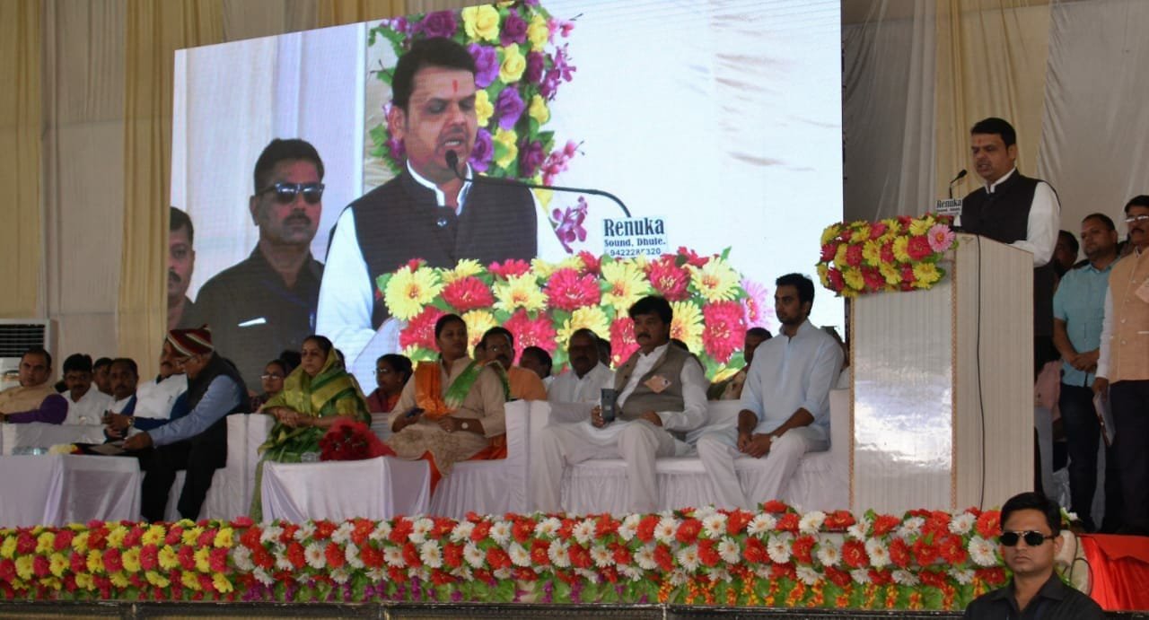 दोंडाईचा के विकास में कोई कमी नहीं रहेगी: मुख्यमंत्री देवेंद्र फडणवीस | New India Times